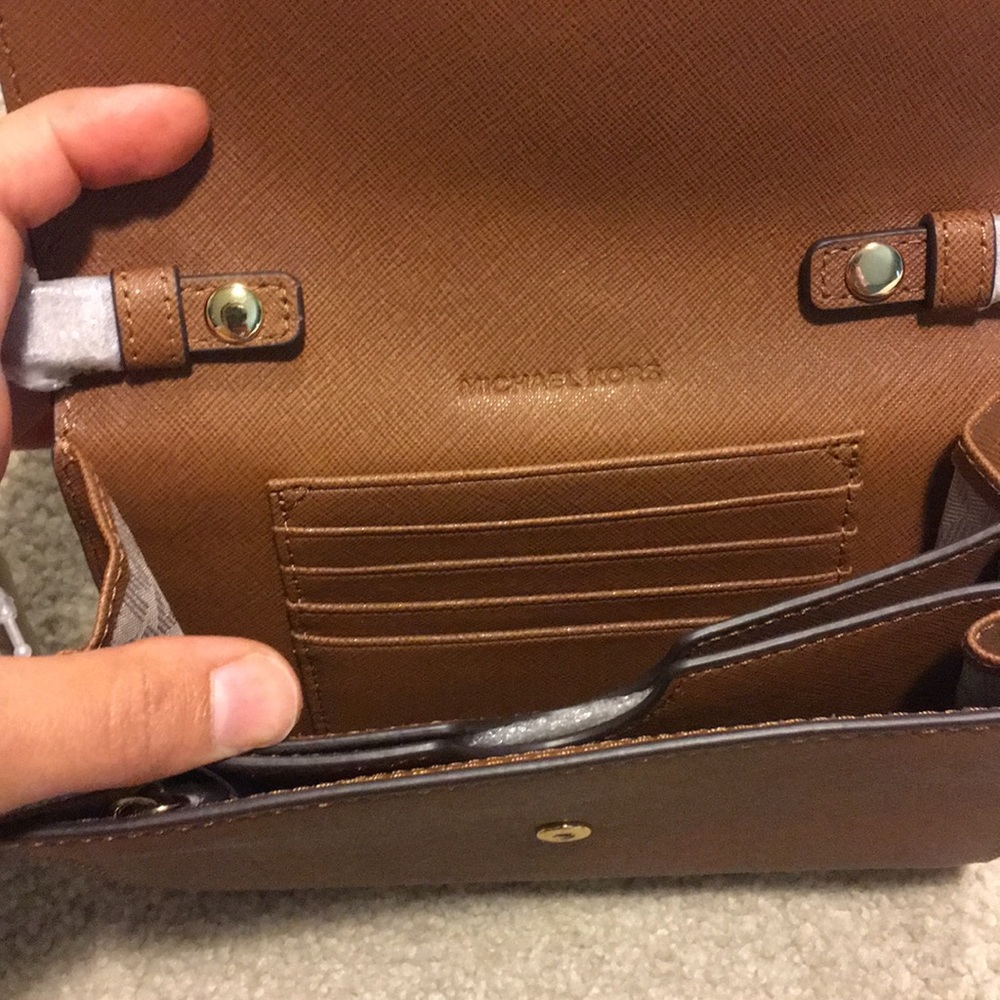 Michael Kors jet set crossbody bag - Picture 3 of 8